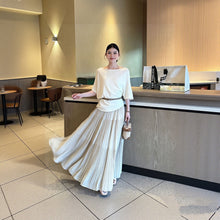 画像をギャラリービューアに読み込む, ニット トップス & ロング スカート セットアップ(ベルト付き) 2点セット オフショルダー 半袖 プリーツスカート マキシ丈 体型カバー 大人可愛い 上品 ゆったり お出かけ 通勤 オフィス ファッション 美シルエット