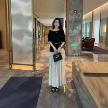 画像をギャラリービューアに読み込む, ニット トップス & ロング スカート セットアップ(ベルト付き) 2点セット オフショルダー 半袖 プリーツスカート マキシ丈 体型カバー 大人可愛い 上品 ゆったり お出かけ 通勤 オフィス ファッション 美シルエット