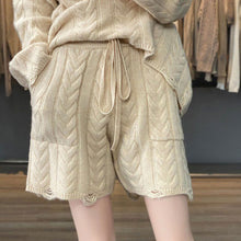 画像をギャラリービューアに読み込む, ケーブルニットダメージデザインセーター&ニットショートパンツセットアップ