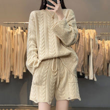 画像をギャラリービューアに読み込む, ケーブルニットダメージデザインセーター&ニットショートパンツセットアップ