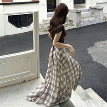 画像をギャラリービューアに読み込む, 後ろ開きデザイントップス&チェック柄スカートセットアップ