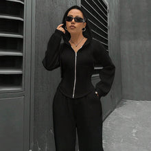 画像をギャラリービューアに読み込む, フード付きパーカー&カジュアルパンツセットアップ運動日常コーデ