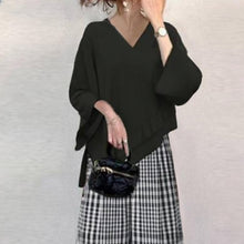 画像をギャラリービューアに読み込む, 黒ブラウス&チェック柄カジュアルパンツセットアップ