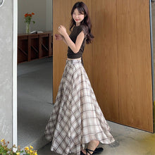 画像をギャラリービューアに読み込む, 後ろ開きデザイントップス&チェック柄スカートセットアップ