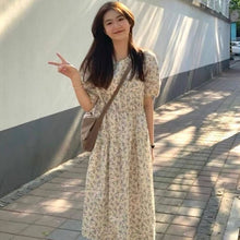 画像をギャラリービューアに読み込む, 花柄パフスリーブデートワンピース