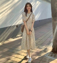 画像をギャラリービューアに読み込む, 花柄パフスリーブデートワンピース