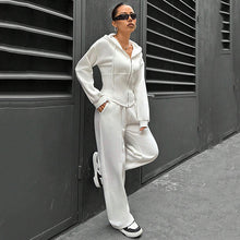 画像をギャラリービューアに読み込む, フード付きパーカー&カジュアルパンツセットアップ運動日常コーデ