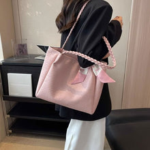 画像をギャラリービューアに読み込む, 大容量バッグ通勤日常コーデハンドバッグ(スカーフ付き)