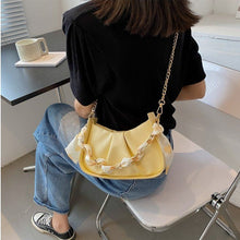 画像をギャラリービューアに読み込む, 3カラースカーフ付きチーンアンダーアームワンショルダーバッグ