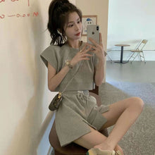 画像をギャラリービューアに読み込む, 半袖Tシャツパーカー&ハイウエストショートパンツセットアップ