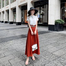 画像をギャラリービューアに読み込む, フレンチ袖白ブラウス&無地ロングスカートセットアップ(ベルト付き)