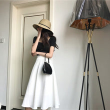 画像をギャラリービューアに読み込む, 無地半袖Tシャツ&Aラインスカートシンプルセットアップデートコーデ