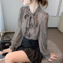 画像をギャラリービューアに読み込む, チェック柄千鳥格子ボウタイブラウス・シャツトップス