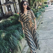 画像をギャラリービューアに読み込む, エスニック花柄シースルー不規則ワンピース旅行コーデ