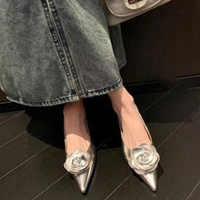 画像をギャラリービューアに読み込む, 花飾りローヒールパンプスシューズ