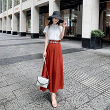 画像をギャラリービューアに読み込む, フレンチ袖白ブラウス&無地ロングスカートセットアップ(ベルト付き)