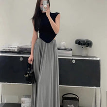 画像をギャラリービューアに読み込む, ノースリーブ黒Tシャツ&ロングドレープスカートセットアップけだるい風
