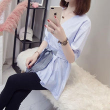 画像をギャラリービューアに読み込む, 気質ボタン付き無地フリル裾半袖ブラウストップス