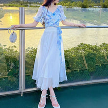 画像をギャラリービューアに読み込む, 今季マスト花柄シフォンカシュクールデザインブラウス&白Aラインスカートセットアップ