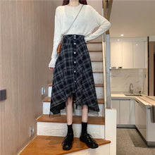 画像をギャラリービューアに読み込む, チェック柄チュール付き不規則スカート