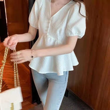 画像をギャラリービューアに読み込む, チェック柄ボタン飾るパフスリーブホワイト無地コーデしやすいシフォンシャツ・ブラウストップス