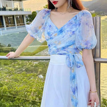 画像をギャラリービューアに読み込む, 今季マスト花柄シフォンカシュクールデザインブラウス&白Aラインスカートセットアップ