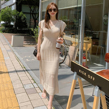 画像をギャラリービューアに読み込む, 優しい雰囲気フレンチ袖ハイウエストロングニットデートワンピース&無地スリップワンピースセットアップ