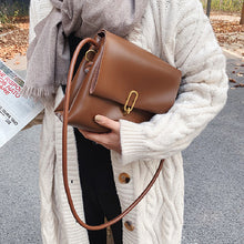 画像をギャラリービューアに読み込む, レトロバッグシンプルコーデしやすい