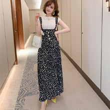 画像をギャラリービューアに読み込む, ホワイトレース透かし彫りブラウス&サスペンダーワンピーストッド柄シフォンワンピースセットアップ