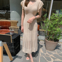 画像をギャラリービューアに読み込む, 優しい雰囲気フレンチ袖ハイウエストロングニットデートワンピース&無地スリップワンピースセットアップ