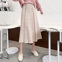 画像をギャラリービューアに読み込む, チェック柄Aラインスカートニットスカートボタンデザイン付き