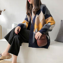 画像をギャラリービューアに読み込む, 初秋配色チェック柄切り替えゆったり長袖合わせやすいカジュアルニット合わせやすい