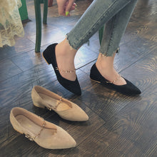 画像をギャラリービューアに読み込む, 飾り付きパンプスシンプルおしゃれシューズデートコーデ