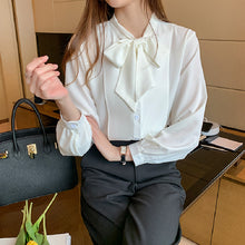 画像をギャラリービューアに読み込む, 秋デザイン感リボンネックゆるリラックス合わせやすい知的シャツ