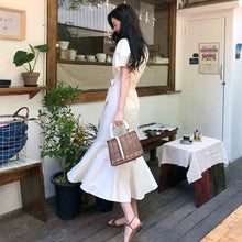 画像をギャラリービューアに読み込む, 無地フリル裾ボタン付きロングワンピース