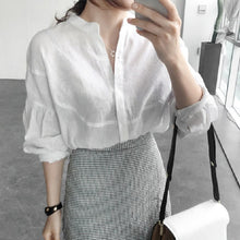 画像をギャラリービューアに読み込む, ホワイト無地ブラウス・シャツトップス