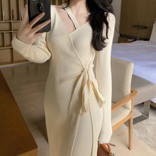 画像をギャラリービューアに読み込む, INSファッションエレガント女性Vネック気質デザインスタイル長袖ロングニットワンピース