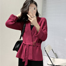 画像をギャラリービューアに読み込む, 3COLORS組み合わせやすいデザイン感ベルト付きニットアウター