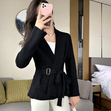 画像をギャラリービューアに読み込む, 3COLORS組み合わせやすいデザイン感ベルト付きニットアウター