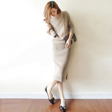 画像をギャラリービューアに読み込む, 3COLORSシンプル無地ラウンドネックニットトップス&スリットロングスカートセットアップ