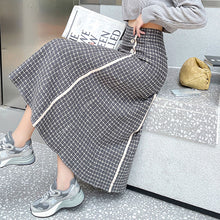 画像をギャラリービューアに読み込む, チェック柄Aラインスカートニットスカートボタンデザイン付き