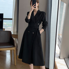 画像をギャラリービューアに読み込む, ボタン付きブラック折ネックデートワンピース