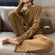 画像をギャラリービューアに読み込む, 組み合わせやすい無地ニットトップス&ロングパンツセットアップ