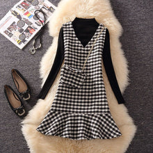 画像をギャラリービューアに読み込む, 着回しコーデ3点セットアップ黒ニットトップス&チェック柄ベストワンピース&チェン付きバッグセットアップ(バッグ付き)