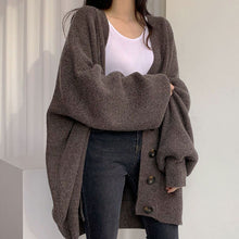 画像をギャラリービューアに読み込む, 3色選択マスト定番コーデ ゆったり 大人カジュアル シンプル レディース ファッション 長袖シンプルボタン付きニットアウターカーディガン
