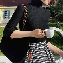 画像をギャラリービューアに読み込む, レデイースファッションブラック無地ニットトップス&チェック柄ハイウエストAラインスカートセットアップ