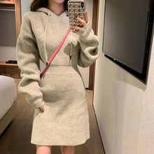 画像をギャラリービューアに読み込む, おしゃれ度アップフード付きニットワンピース