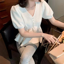 画像をギャラリービューアに読み込む, チェック柄ボタン飾るパフスリーブホワイト無地コーデしやすいシフォンシャツ・ブラウストップス