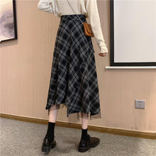 画像をギャラリービューアに読み込む, チェック柄チュール付き不規則スカート
