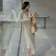 画像をギャラリービューアに読み込む, INSファッションエレガント女性Vネック気質デザインスタイル長袖ロングニットワンピース